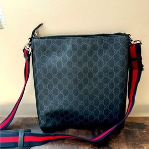 Gucci x Supreme messenger bag